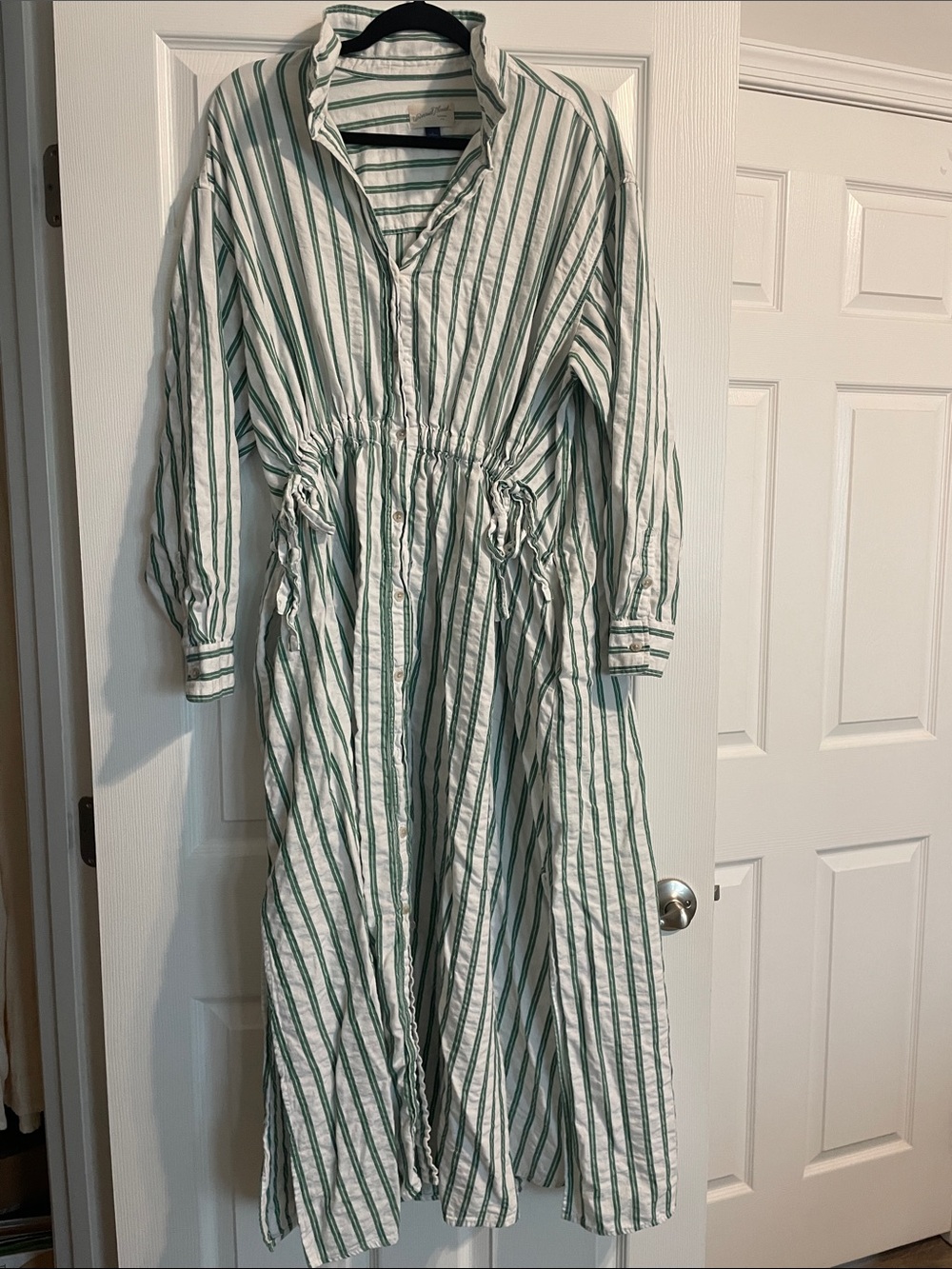 Universal Threads Shirtdress Green and White Stripe Size Large Tie Waist Cinch